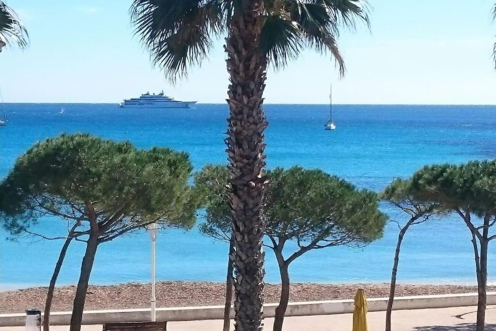 T3 Sur La Plage Vue Feerique Mer,Wifi, Parking Inclus , Clim La Ciotat Zewnętrze zdjęcie
