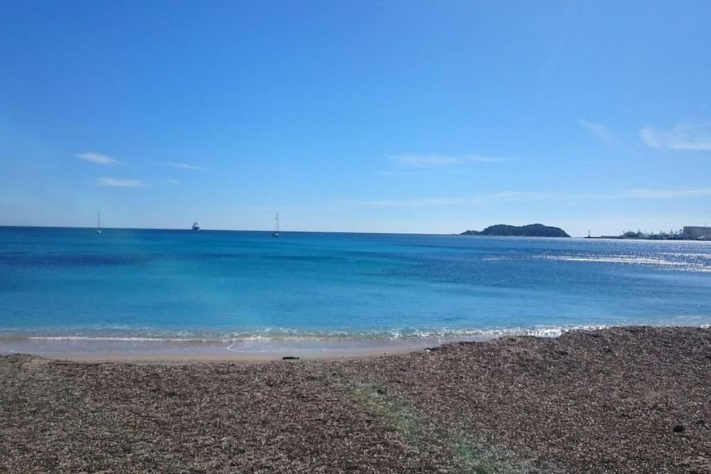 T3 Sur La Plage Vue Feerique Mer,Wifi, Parking Inclus , Clim La Ciotat Zewnętrze zdjęcie
