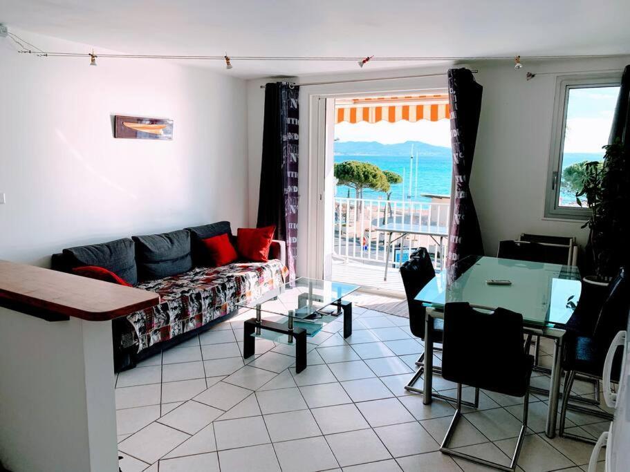 T3 Sur La Plage Vue Feerique Mer,Wifi, Parking Inclus , Clim La Ciotat Zewnętrze zdjęcie