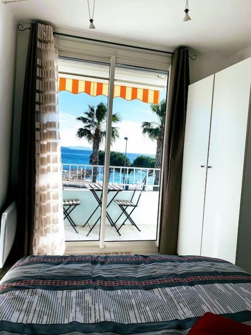 T3 Sur La Plage Vue Feerique Mer,Wifi, Parking Inclus , Clim La Ciotat Zewnętrze zdjęcie