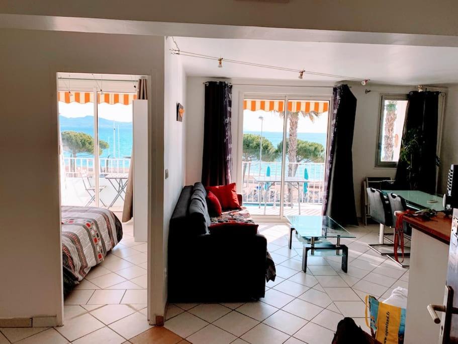 T3 Sur La Plage Vue Feerique Mer,Wifi, Parking Inclus , Clim La Ciotat Zewnętrze zdjęcie
